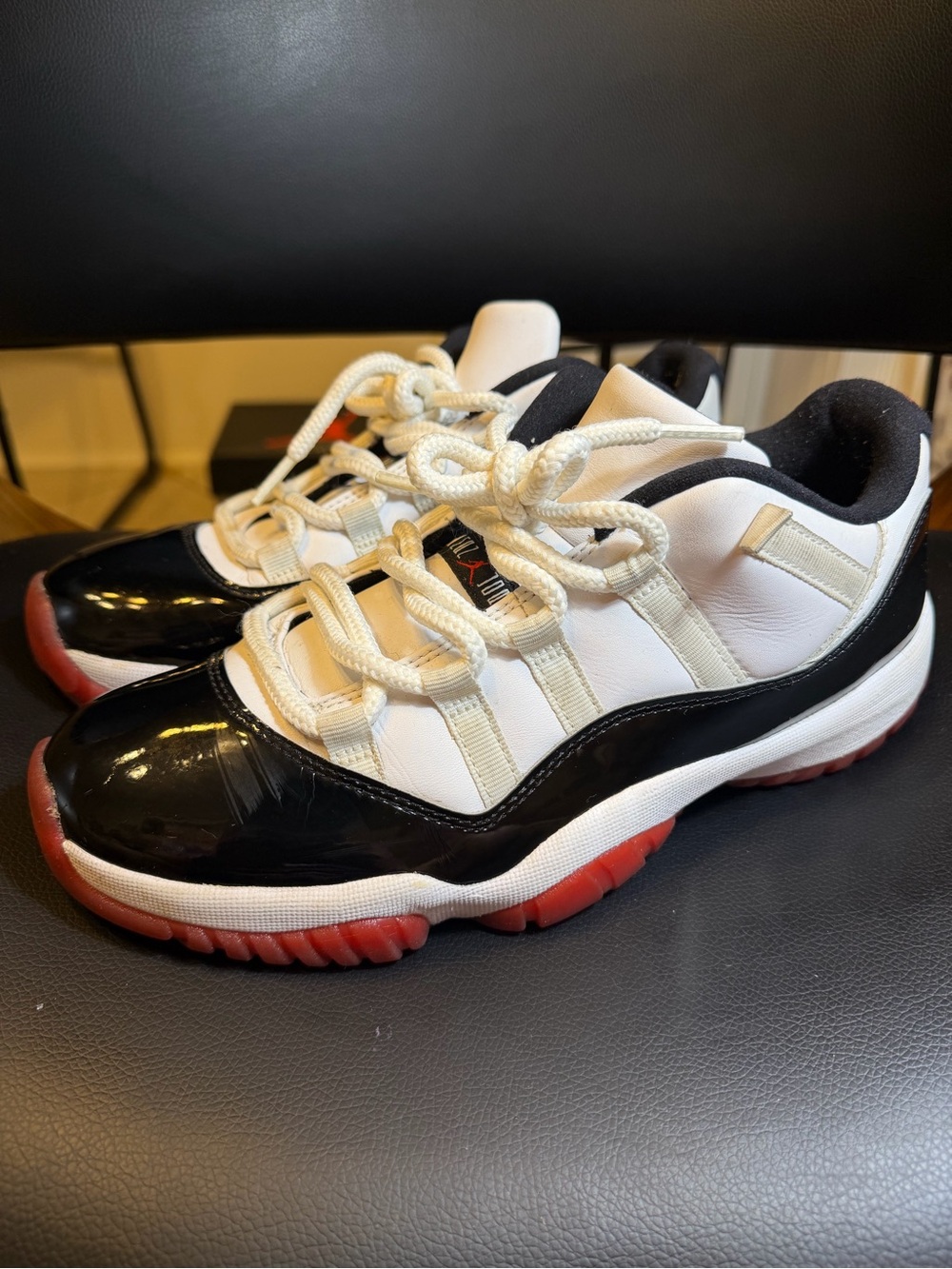 Air Jordan 11 Retro Low "Concord Bred" (Style Code: AV2187-160)